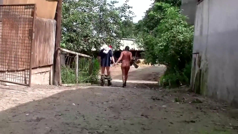 Erotic Planet Studio: Farmář navštíví šukání a kouření