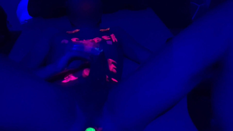 Matthew Fox Be: Cybertwink 2020 - night city hottest whore