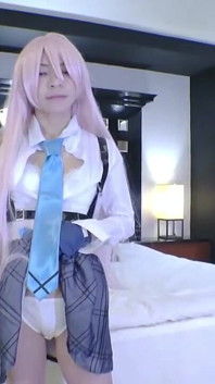 Blue Archiv Hoshino Cosplay Debut. Štíhlý Idol Level Cosplayer v divoké sólové relaci