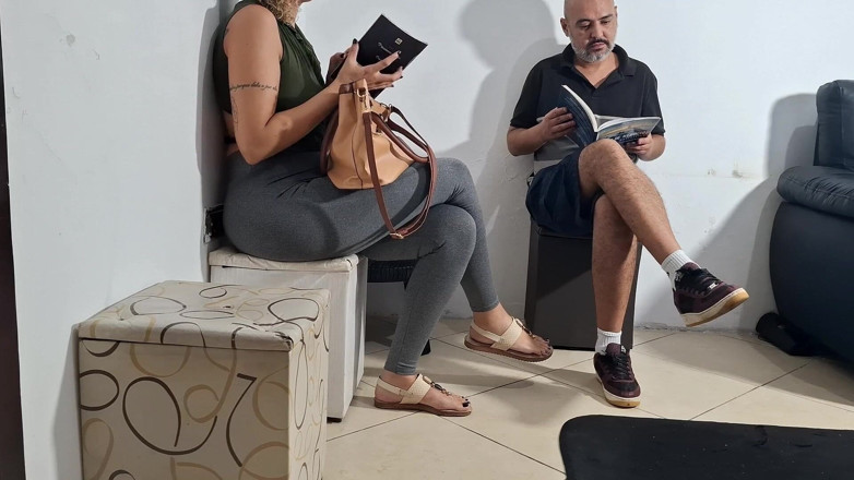 Gabi SweetCouplesStories: Засвіт члена в приймальні стоматолога, і вона...