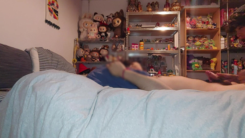 LeoTeenLatinos: Nastoletni piłkarz zdradza swoją dziewczynę