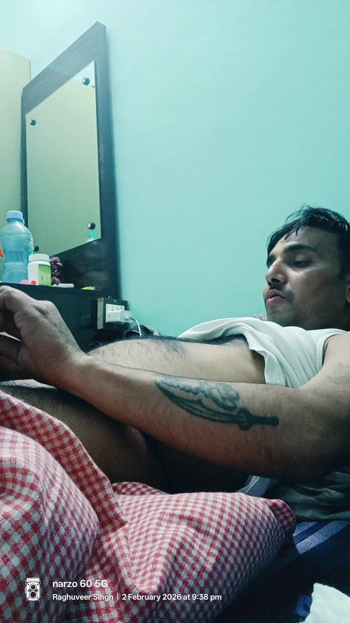 Rajasthani-old-lover: Hintli eşcinsel memur