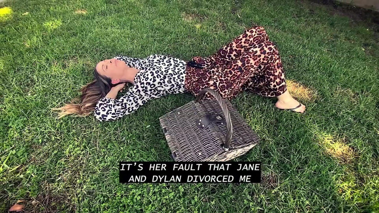 Girlsway: Girlsway - Cougar Queen: uma paródia de Tiger King - episódio 1 - Ascensão à...