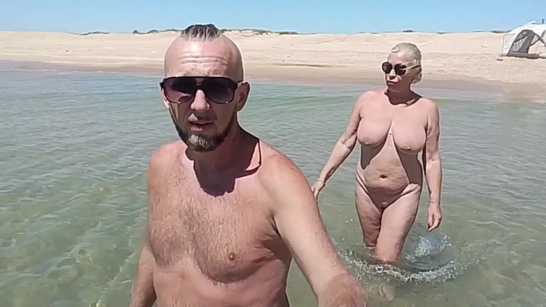 Crazyfamily 1970: Love to Fuck Stepmom on the Beach