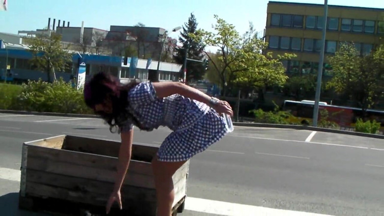 Aische Pervers: Öffentlicher orgasmus