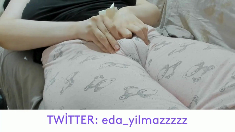 bigass_sexy_bigboobs: Dedo del pelo camel- coño hinchado- coño hinchado- coño grande-...