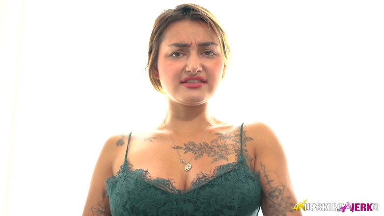 SkirtJerk: Selene - Takový špatný