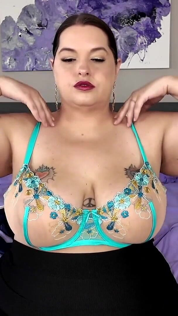 Mesmerizing & Controlling Your Counselor (Sydney screams fetish)