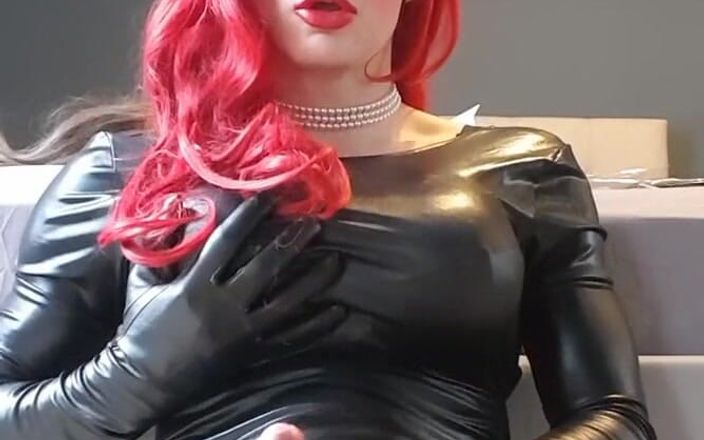 JessicaXD: Trebuie să stai acolo și să mă urmăresc jucând, doar mi...