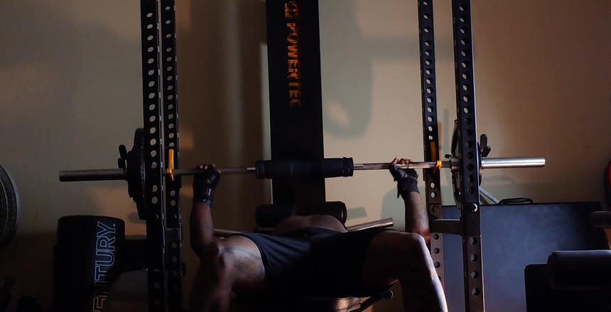 Hallelujah Johnson: 안전 하 게 잃을 무게의 최대 금액을 다이어트 할 때 저항 훈련 운동 오늘은 1% 주당 체중의