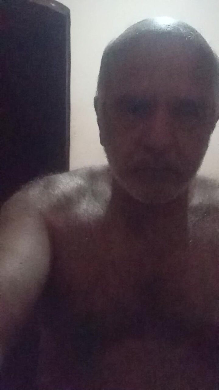 Paizao: Prachtige rijpe groene ogen met sterke natuurlijke blauwe harige