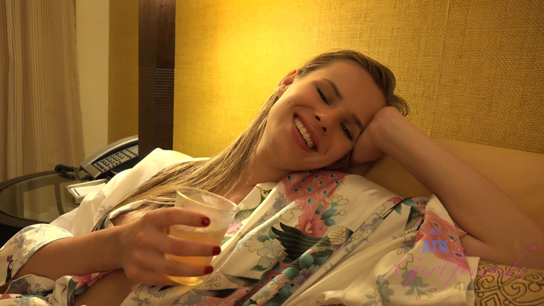 ATK Fans (Girlfriends): Virtual vacation with so pretty Jillian Janson 9/10