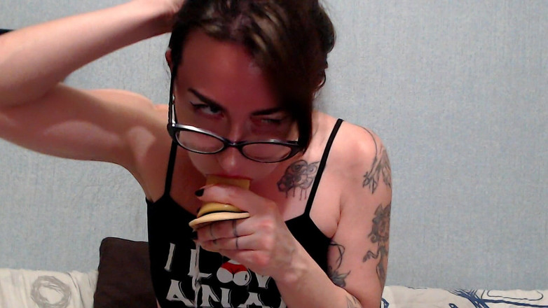 HellENXxOo: tenggorokan dengan ekstrem dan ceroboh