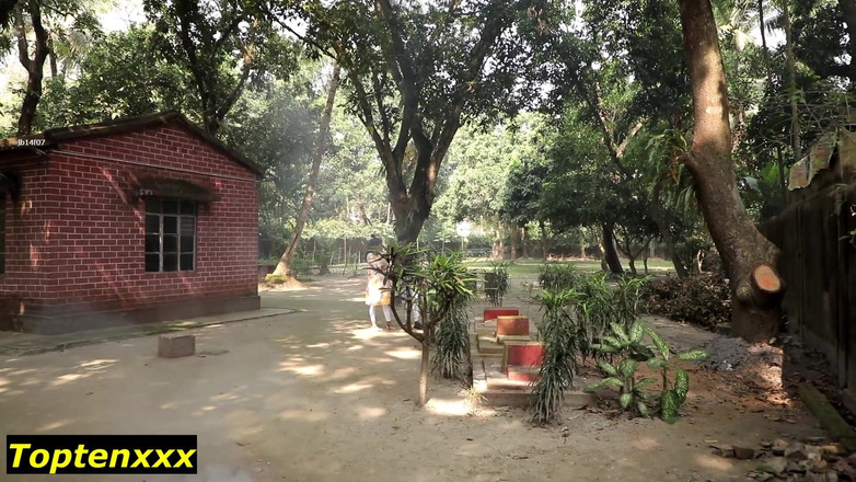 TopTenXXX Premium: Inder Erstmals Sex Mit Schöner Freundin