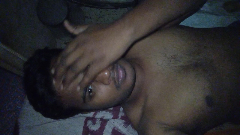 Sweet Indian cock: 인도 소년 마누라 보지 마사지 오일 1부