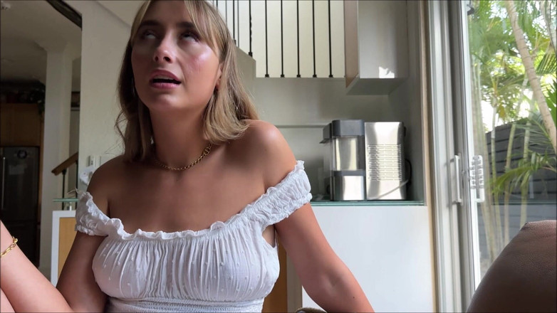 Alex Adams: Orgazm wewnątrz brytyjskiej przyrodniej córki - Lily Phillips - terapia rodzinna