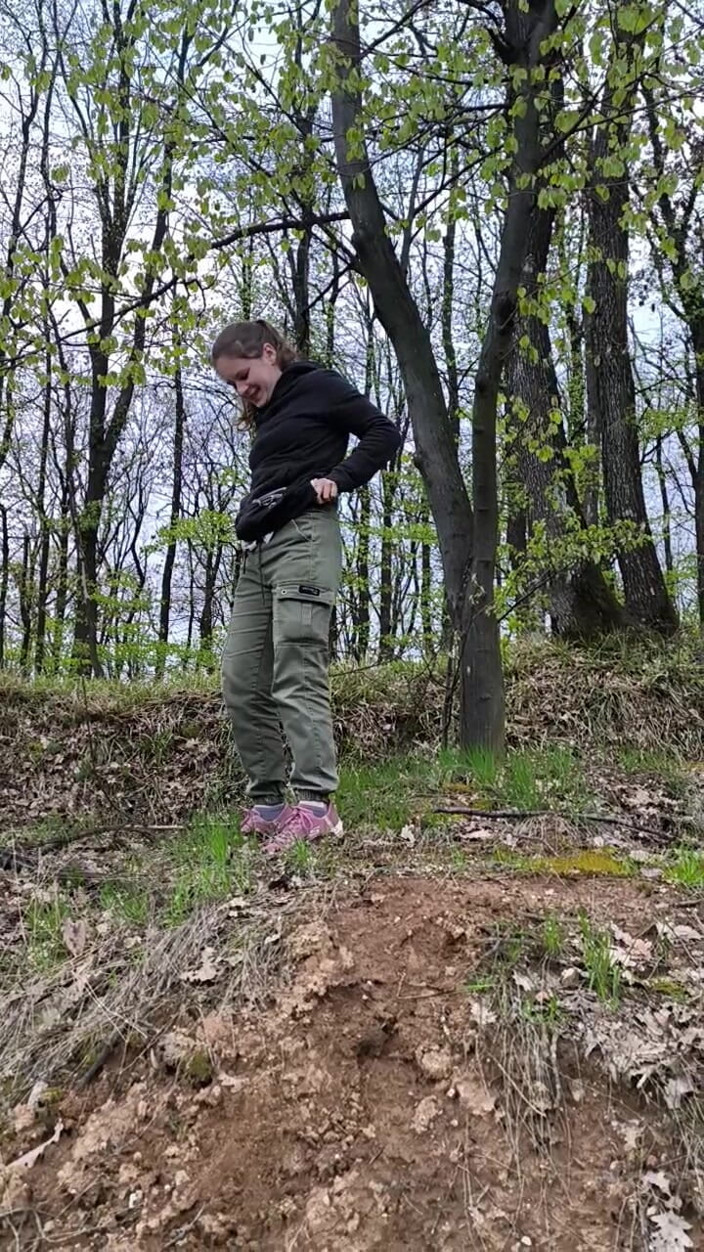 FenekManul: Pee on the Little Sidehill