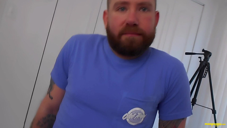 Man Puppy: Kamera arkası oral seks