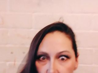 Dominatrix Redsonyja: ヒントは、あなたのコックや猫のファックやパスの商品のためのいくつかの良い息苦しい
