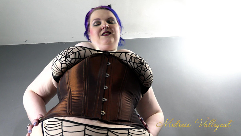 Mxtress Valleycat: The Dollmaker