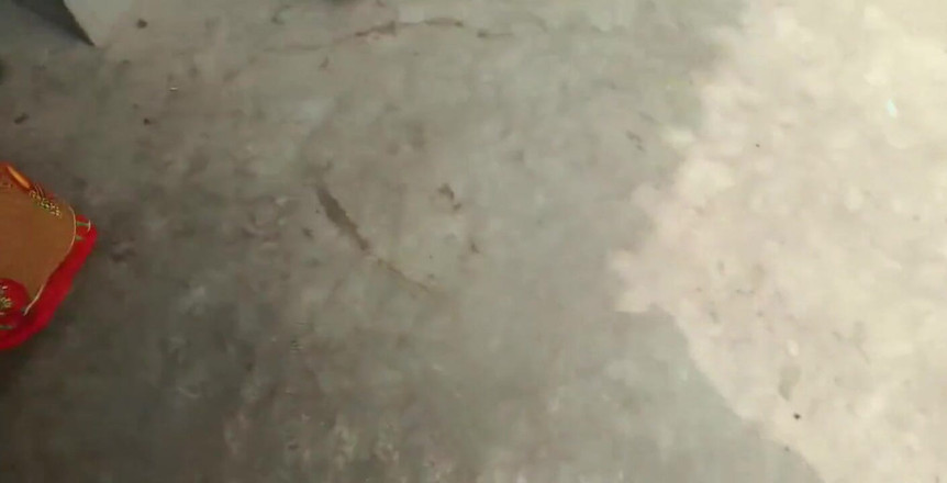 Kumari sushma: Desi village bhabhi đi tiểu video nóng bỏng