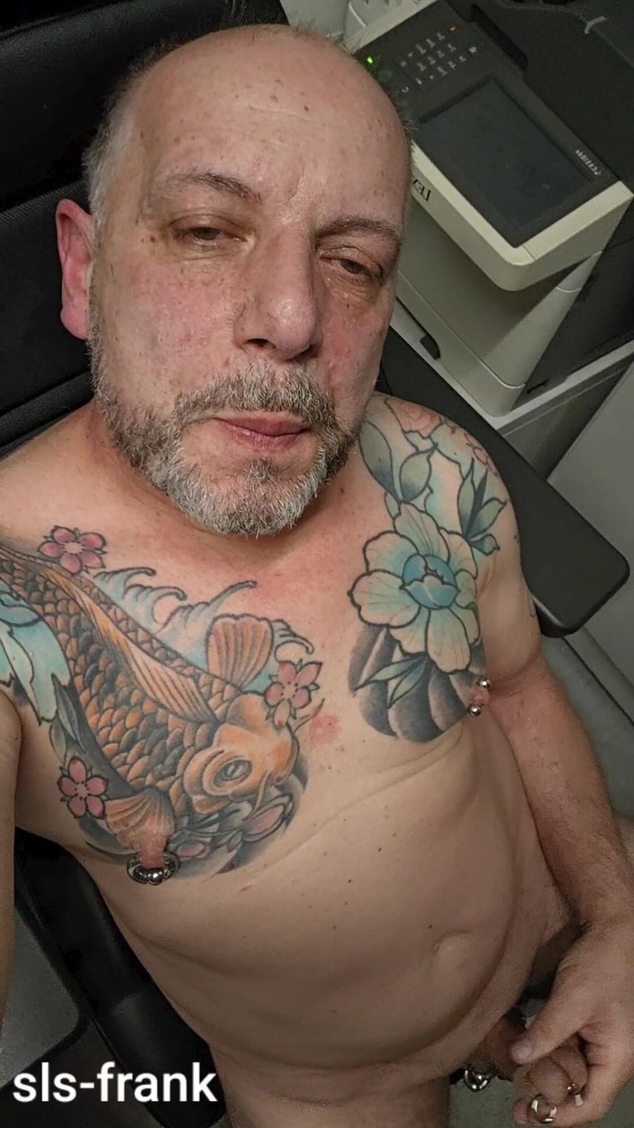 sls-frank: Sls-frank Spruzza Dalla Sua Subincisione in Primo Piano