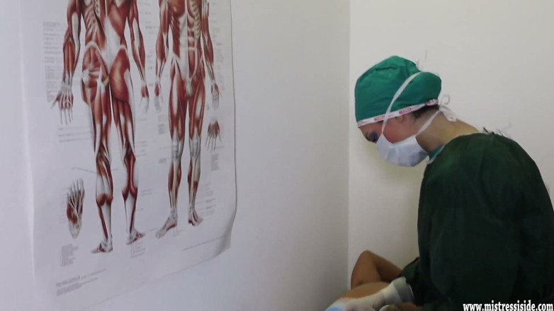 Mistress Iside: 女主人 Iside-surgery Pervers