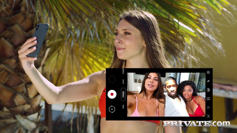 PrivateBlack: Anya Krey e Scarlet si godono un po' di carne...