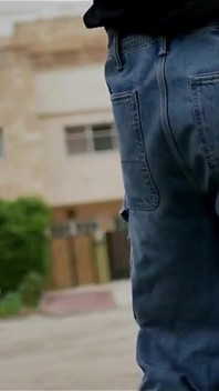 Kuwaiti Gay Man Cruising Naked in Public