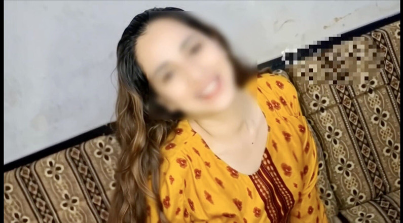 Kingsizedevil: Chị kế tuổi teen hứng tình với cặp mông dày...