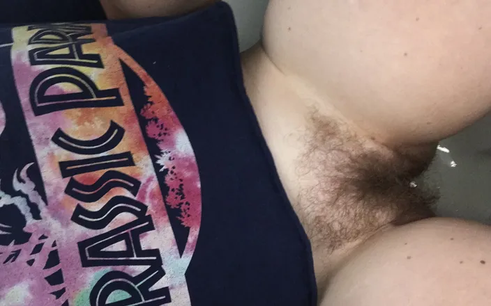 MistressWriggler: My First Pee for You