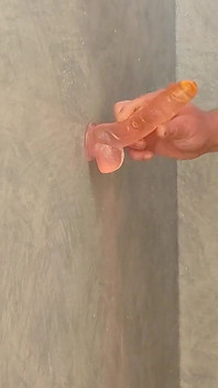Dildo Boquete no chuveiro