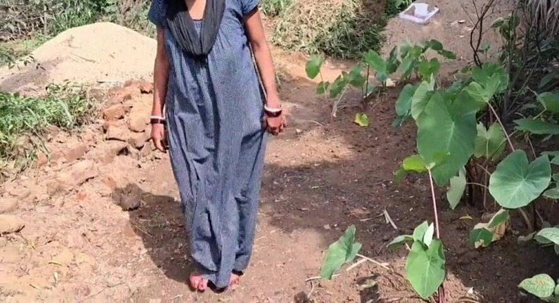 Trilokinath: La tía bengalí con afuera en mi propiedad