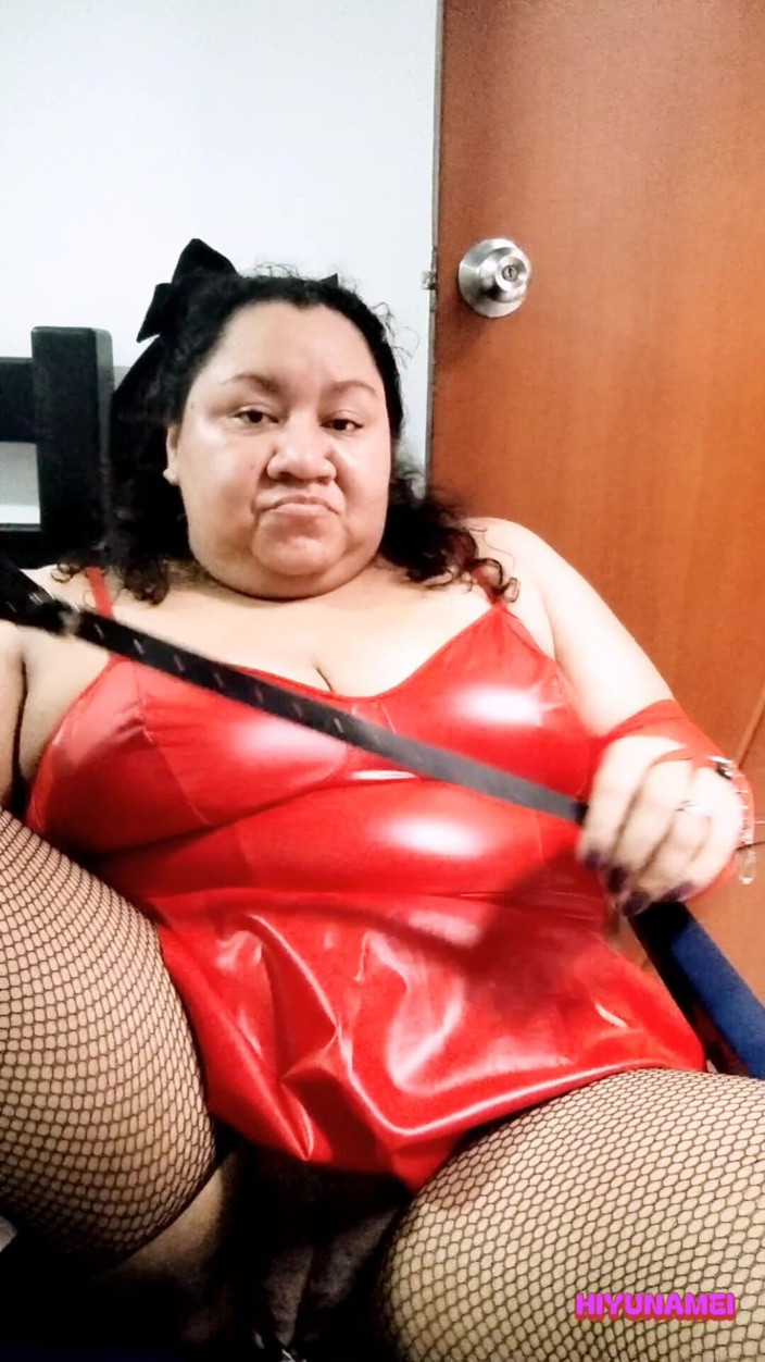 Hiyunamei-bbw: Besame Y Siente Mis Labios, Húmedos Solo Para Ti