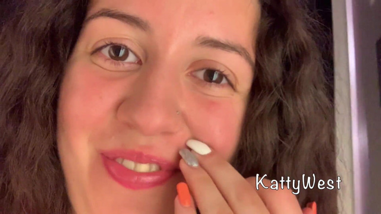 Katty West: Videoku dari mall katty west