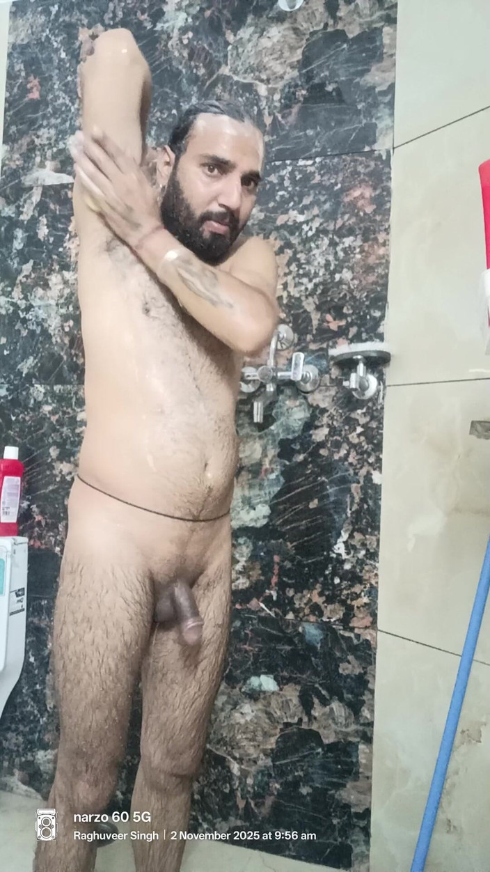 Rajasthani-old-lover: Hombre indio disfruta de alargamiento del pene en masaje