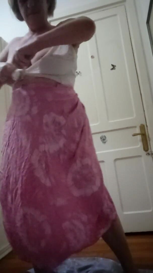 Susanmature: Nice dance
