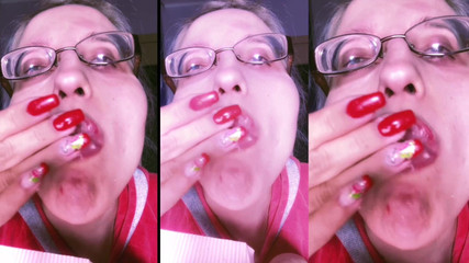 FinDom Goaldigger: Asmr Ruj roșu și Mini Cake Eating