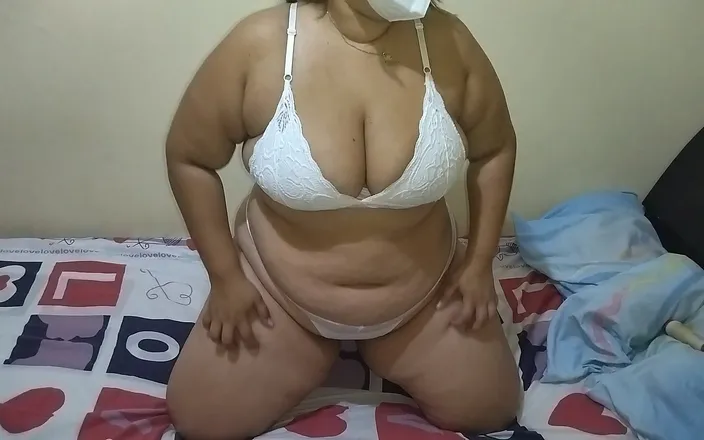 Elofafa: When I stay alone in my room
