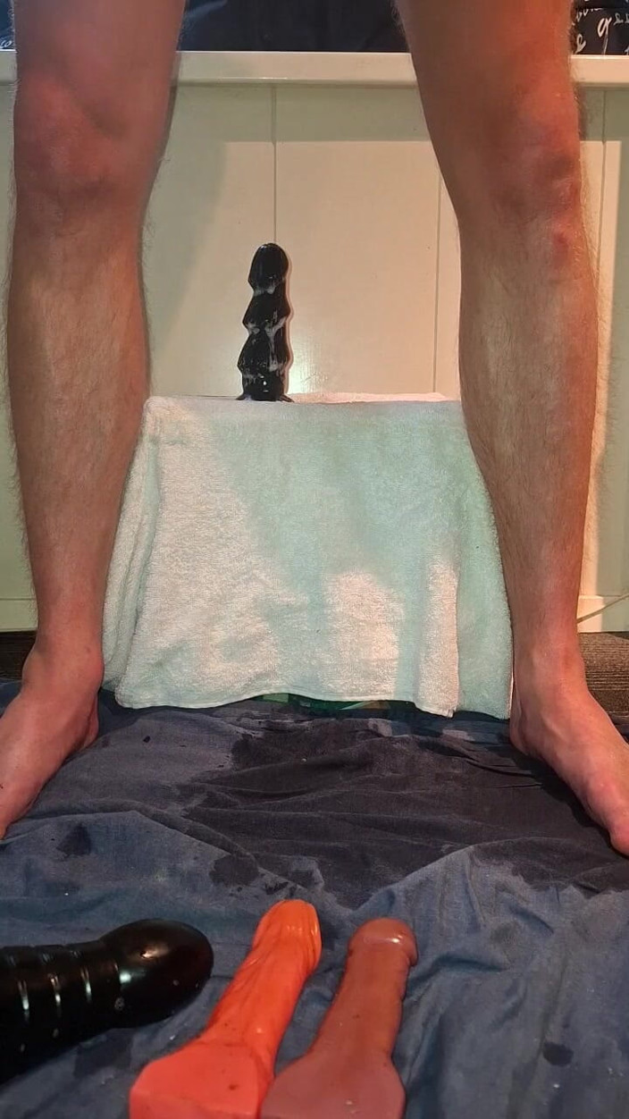 NoFace Twink X: POV Solo Twink - miluje šukání zadku s robertkem