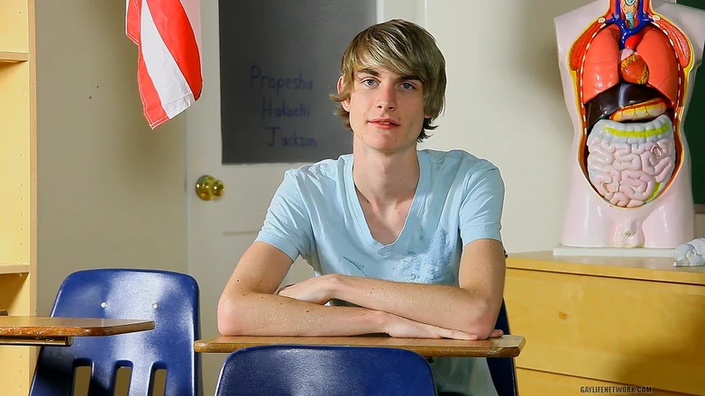 Teach Twinks: Hottie Preston Andrews has a few things to share