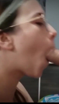 Hluboký orální Sex S Krásnou Nadrženou Latinkou... Vyvrcholím Mu Do andělské TVáře