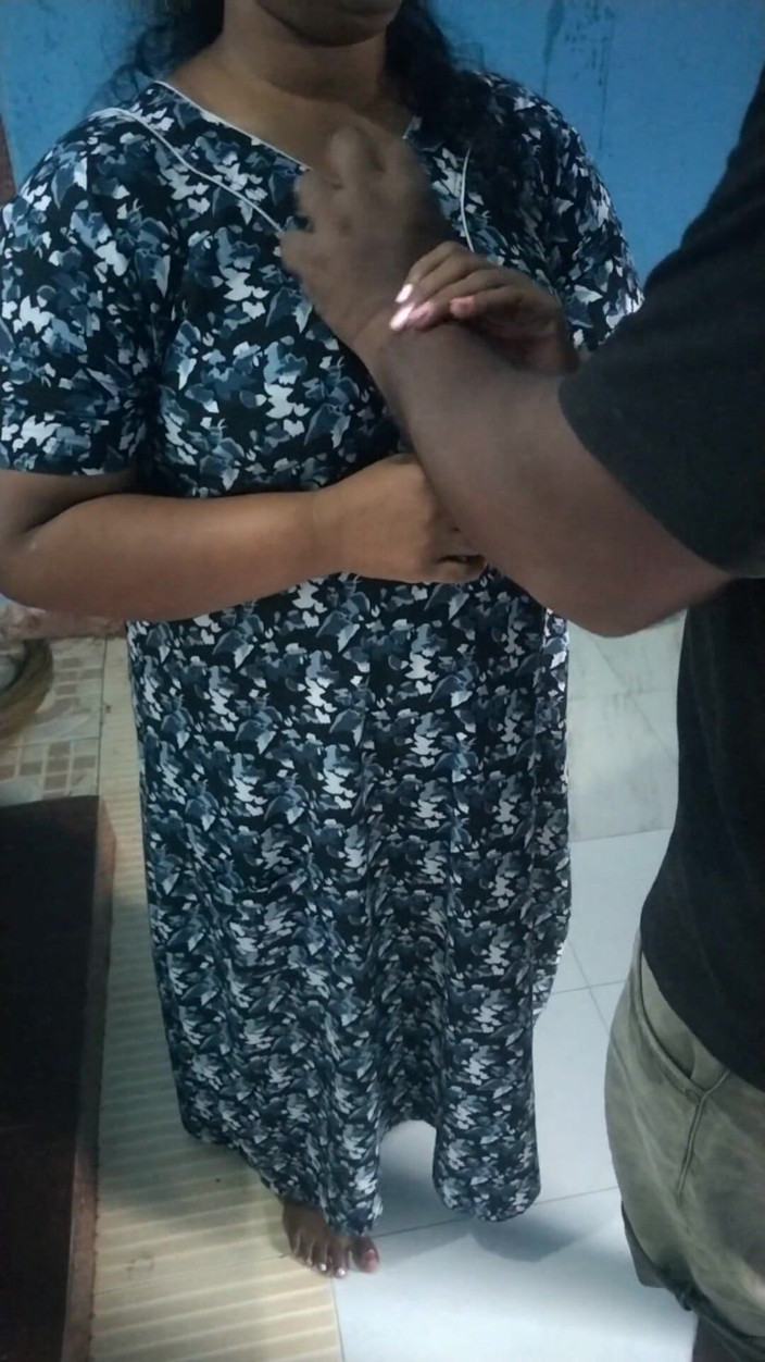 Benita sweety: Akka Thambi Milk Feeding Hot Tamil Talking