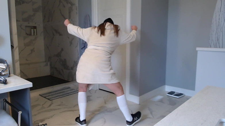 KimitheMilfMommy: Prendre un mouvement - sur demande