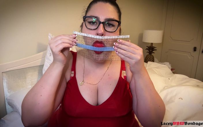 Lacey BBW Bondage: Lacey - orgasmi di auto gag