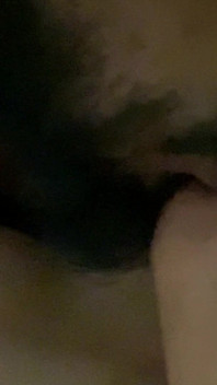 Indisches mädchen lip kuss von pakistanischem jungen