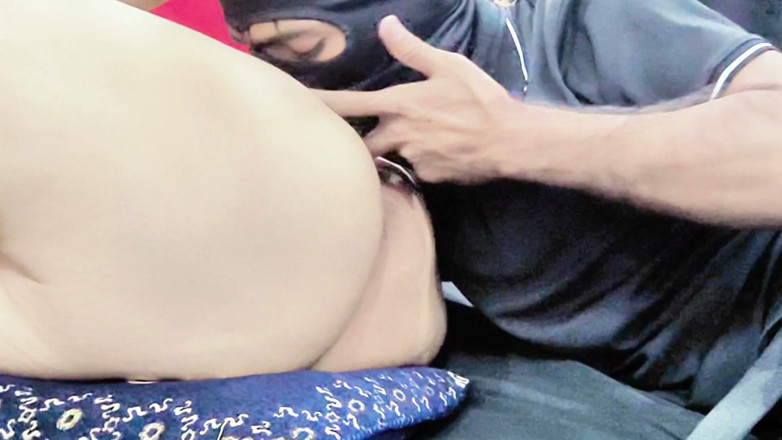 Manosexyscat69: Having sex with a friend's girlfriend—is it possible to do...