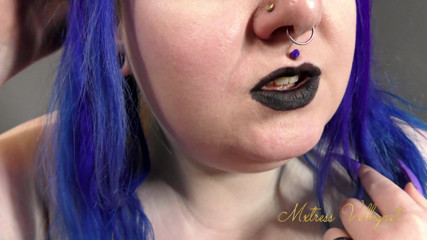 Mxtress Valleycat: Black lipstick fetish