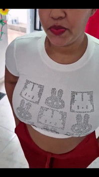 Eu só quero estar com você fodendo e enfiando meus dedos na sua bunda.