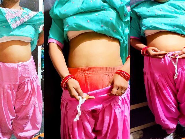 Video of Desi Villager Bhabhi Changing Clothes (hindi Audio) (DesiIndian84)